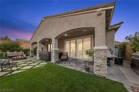 9 Bobado Ln, Henderson, NV 89011