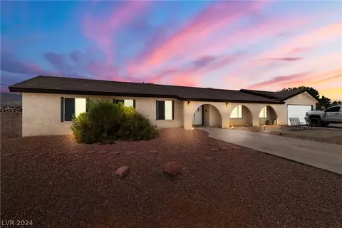 5285 N Dapple Gray Rd, Las Vegas, NV 89149