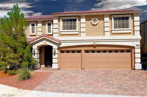 9818 Peaceful Bend Ct, Las Vegas, NV 89141
