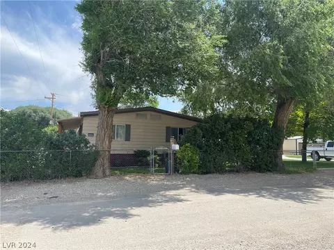 690 Stevens Ave, Ely, NV 89301 photo 4