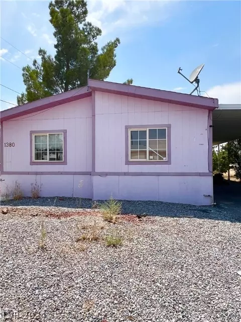 1380 S Comstock Cir, Pahrump, NV 89048