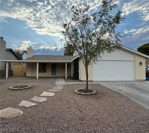 613 Hidden Valley Dr, Henderson, NV 89002