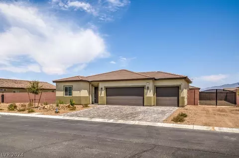 110 E Pioneer Range Ave, Pahrump, NV 89060