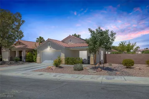 8004 Tailwind Ave, Las Vegas, NV 89131