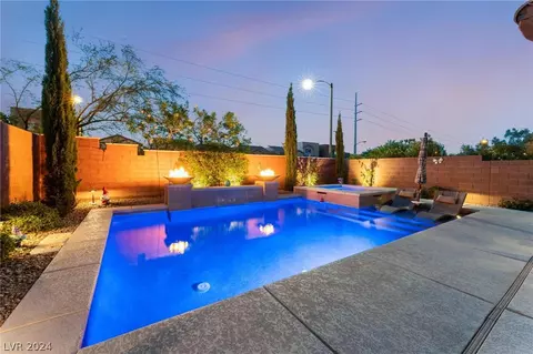 8976 Sparkling Riv, Las Vegas, NV 89178