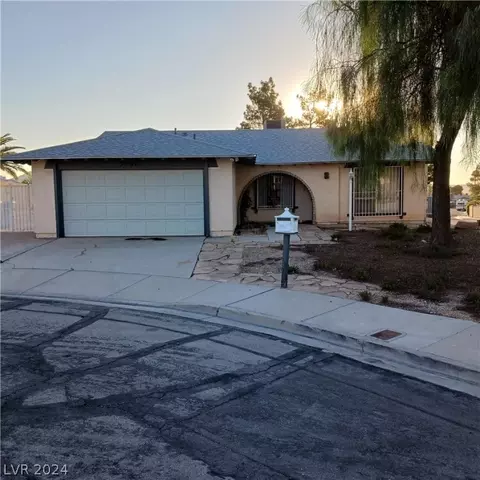 3940 Lasso Cir, Las Vegas, NV 89121