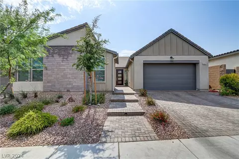 8425 Skye Crossing St, Las Vegas, NV 89166