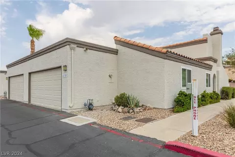 2178 Pebble Creek Ln, Laughlin, NV 89029