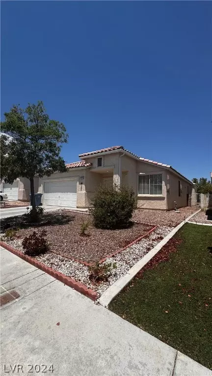 10028 Lemon Valley Ave, Las Vegas, NV 89147