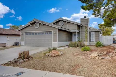 7413 Saybrook Point Dr, Las Vegas, NV 89128