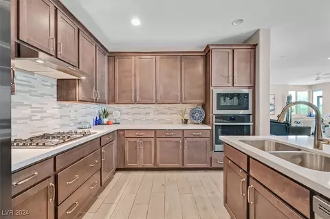 Kitchen - 916 E Sunset Rd, Henderson, NV 89011 photo 1 of 4