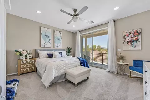 Bedroom - 916 E Sunset Rd, Henderson, NV 89011 photo 1 of 4