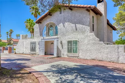 3285 Rosanna St, Las Vegas, NV 89117