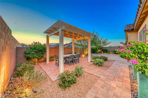593 Desert Bluebell Ct, Henderson, NV 89011