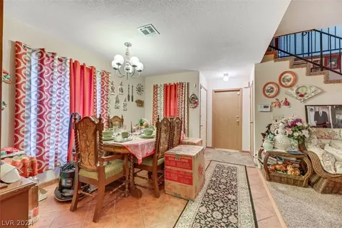 3909 Gulliver St, Las Vegas, NV 89115
