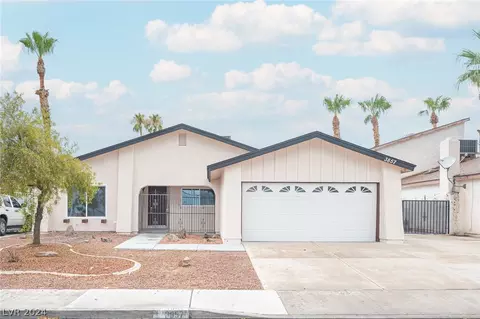3857 Redwood St, Las Vegas, NV 89103