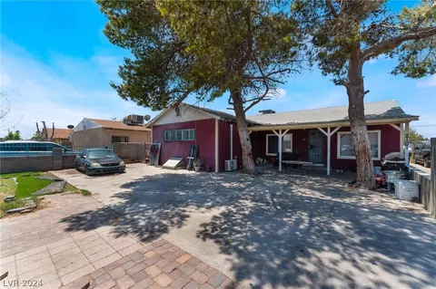 2107 Ellis St, North Las Vegas, NV 89030