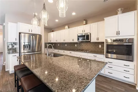 281 Homeward Way, Henderson, NV 89011