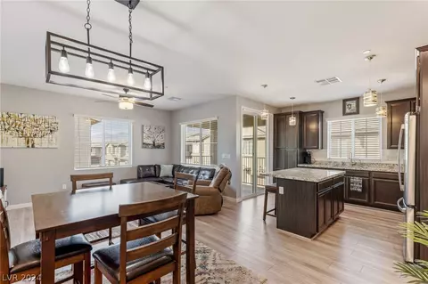 5730 Sky Pointe Dr #118, Las Vegas, NV 89130