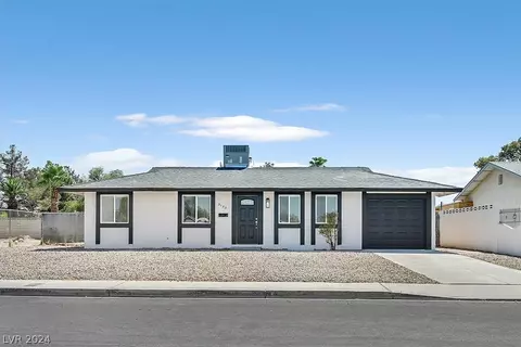 3132 Iroquois Ln, North Las Vegas, NV 89030