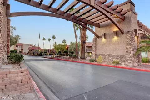 5061 River Glen Dr #88, Las Vegas, NV 89103