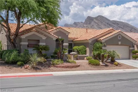2317 Sierra Heights Dr, Las Vegas, NV 89134