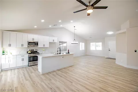 3746 Saint Charles Ct, North Las Vegas, NV 89031