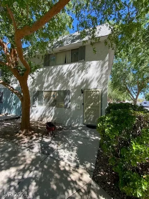 647 Greenbriar Townhouse Way #647, Las Vegas, NV 89121