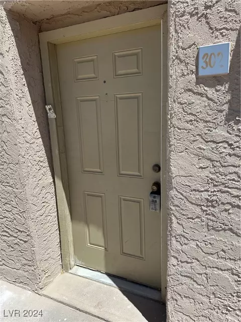 2072 Mesquite Ln #302, Laughlin, NV 89029