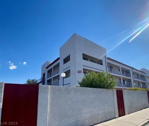 1381 E University Ave #205, Las Vegas, NV 89119