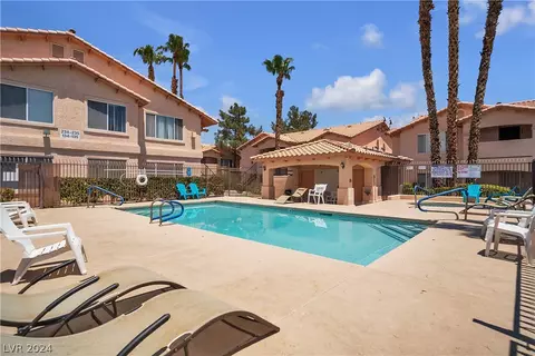 350 S Durango Dr #122, Las Vegas, NV 89145