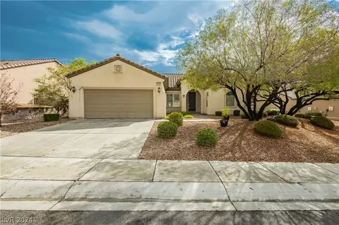 2283 Sandstone Cliffs Dr, Henderson, NV 89044