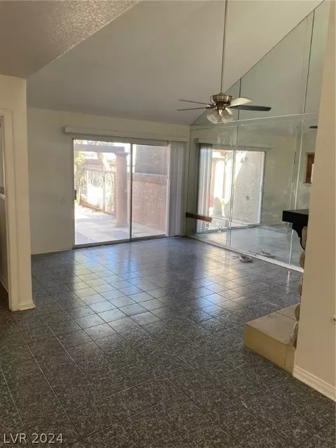 4056 Grasmere Ave, Las Vegas, NV 89121