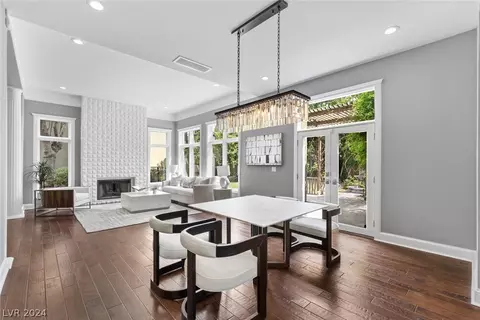 9012 Opus Dr, Las Vegas, NV 89117