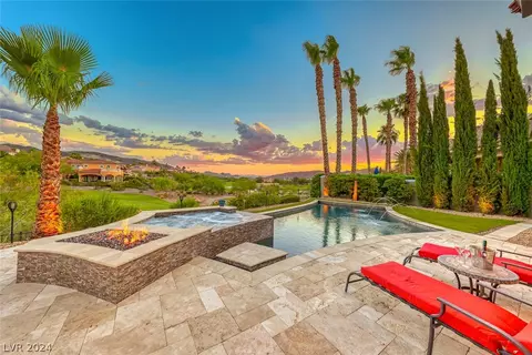 15 Via Paradiso St, Henderson, NV 89011