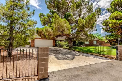 8245 Helena Ave, Las Vegas, NV 89129