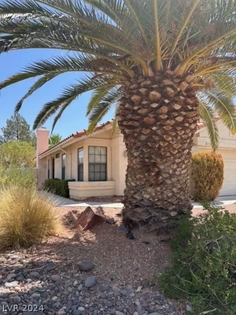 8332 Daventry St, Las Vegas, NV 89123