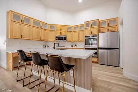 2812 Tanagrine Dr, North Las Vegas, NV 89084