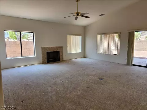 1446 Palm Dr, Laughlin, NV 89029 photo 3