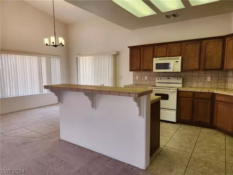 1446 Palm Dr, Laughlin, NV 89029 photo 8