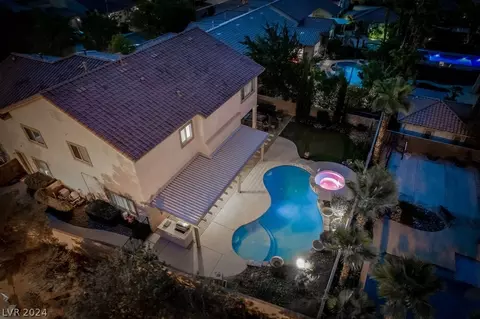 10674 San Bellacova Ct, Las Vegas, NV 89141