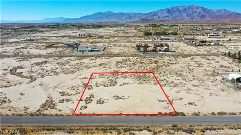 4701 W Medicine Man Rd, Pahrump, NV 89048