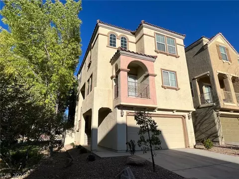 10570 Longoria Garden St, Las Vegas, NV 89141