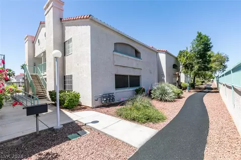 2725 S Nellis Blvd #2013, Las Vegas, NV 89121