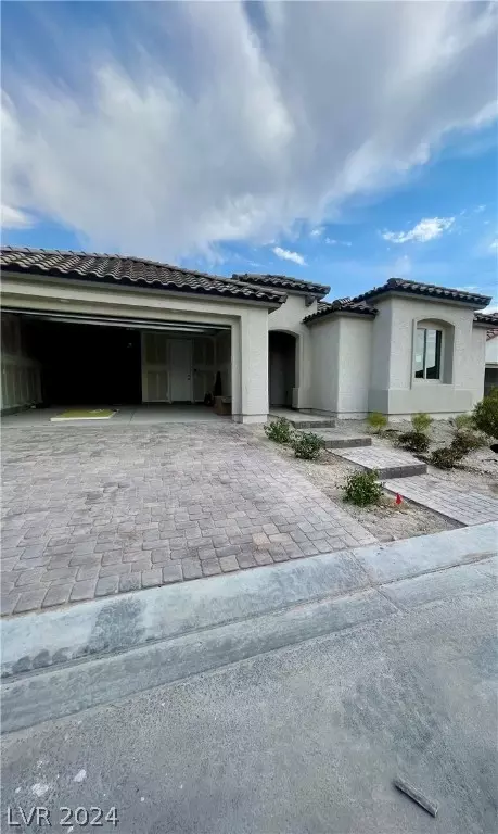10838 Delparke Valley Ave, Las Vegas, NV 89166