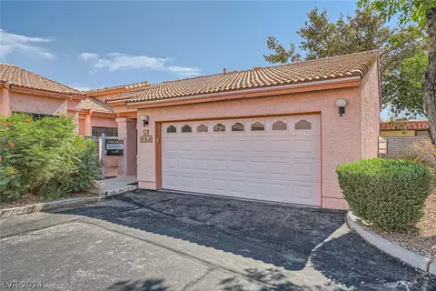 682 Cervantes Dr, Henderson, NV 89014