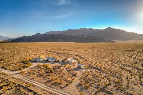 9190 N Linda St, Pahrump, NV 89060