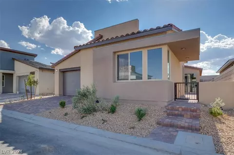 10055 Evergreen Pine St, Las Vegas, NV 89166