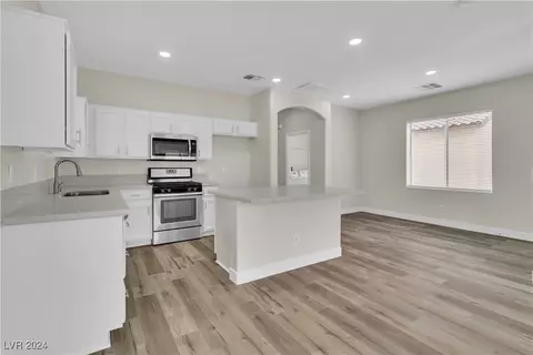 4448 Laguna Garden Ave, Las Vegas, NV 89115