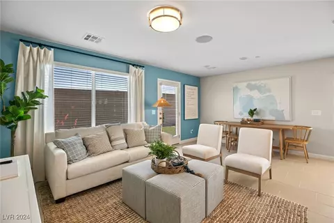 4258 Vivenda St #3, Las Vegas, NV 89115